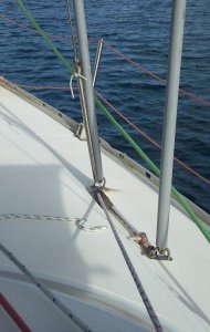 Fixation basse du bas étai au repos