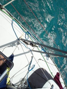 Fixation basse du bas étai au repos