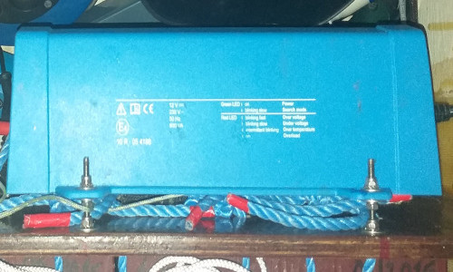 Le gros onduleur 800 VA