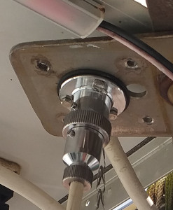 La prise de courant 12 V extérieure